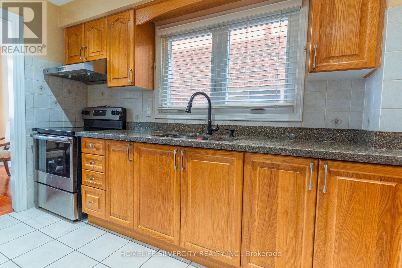 79 Green Springs Drive, Toronto, Ontario  M1V 2A9 - Photo 9 - E12166264