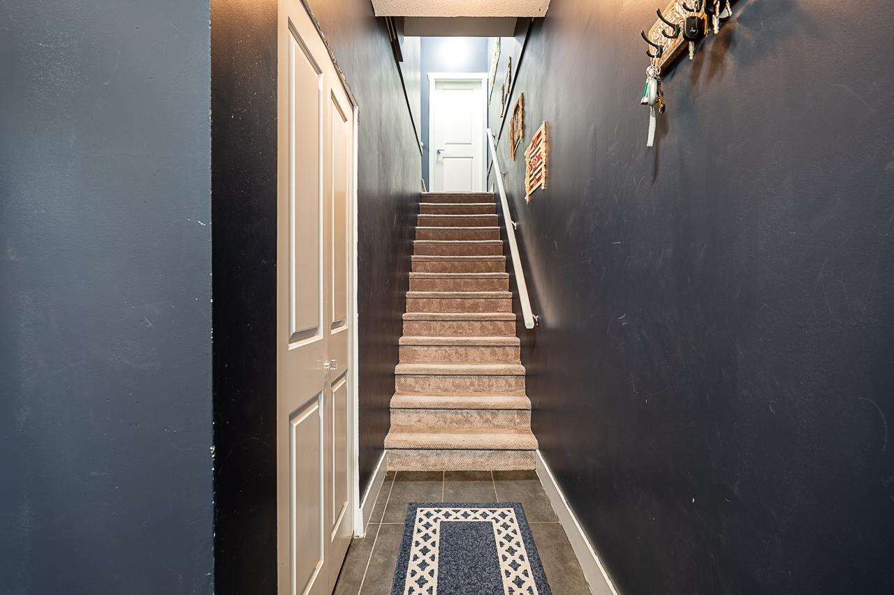 Property at 7 2950 LEFEUVRE ROAD image 2