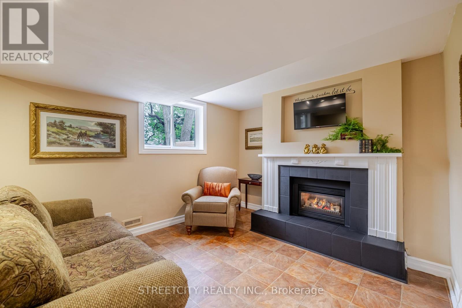107 Dearborn Avenue, London South, Ontario  N6K 2H4 - Photo 23 - X12130989