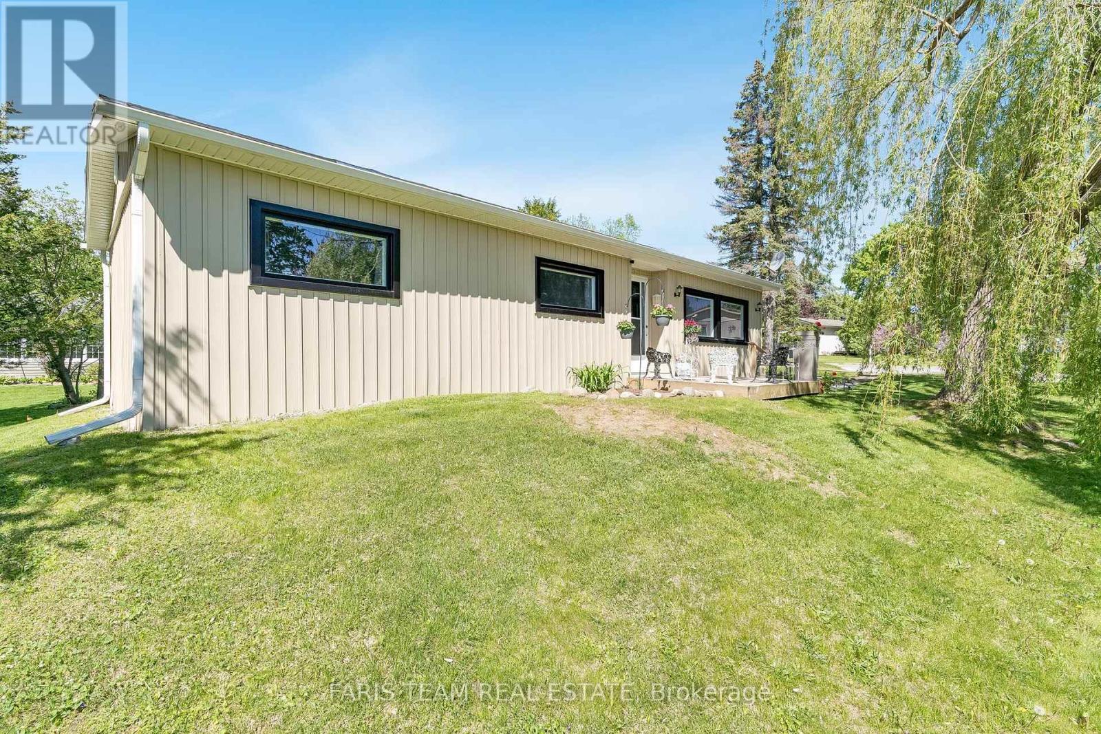 Property at 21 HAWTHORNE DRIVE image 5
