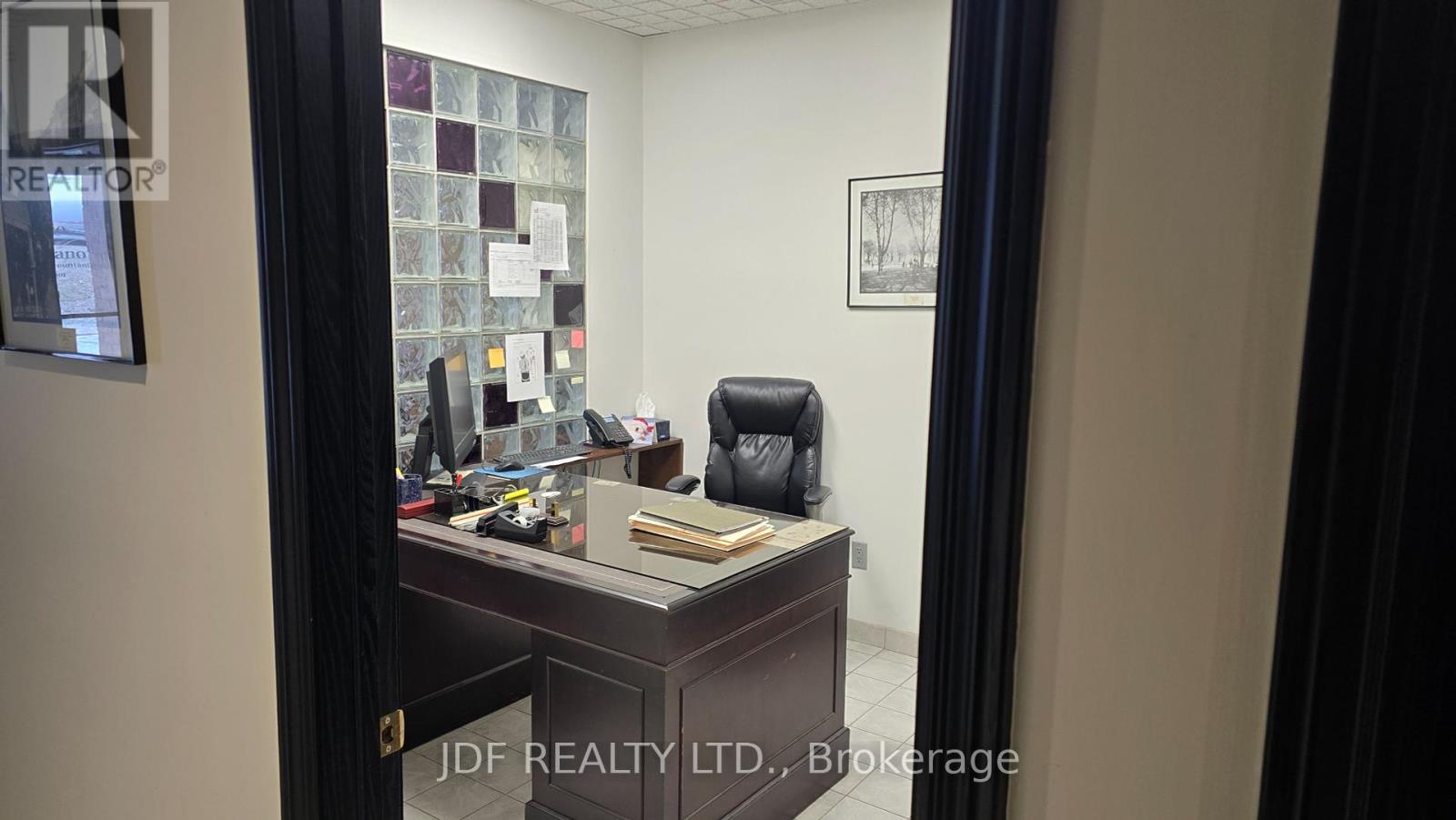 15 - 665 Millway Avenue, Vaughan, Ontario  L4K 3T8 - Photo 4 - N12166278