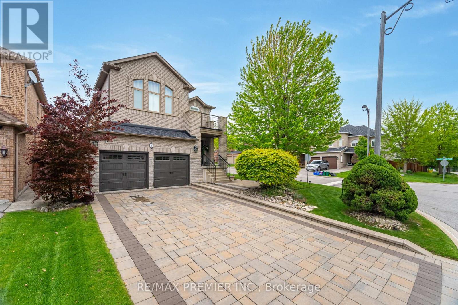 Property at 1 CROWN CRESCENT image 3