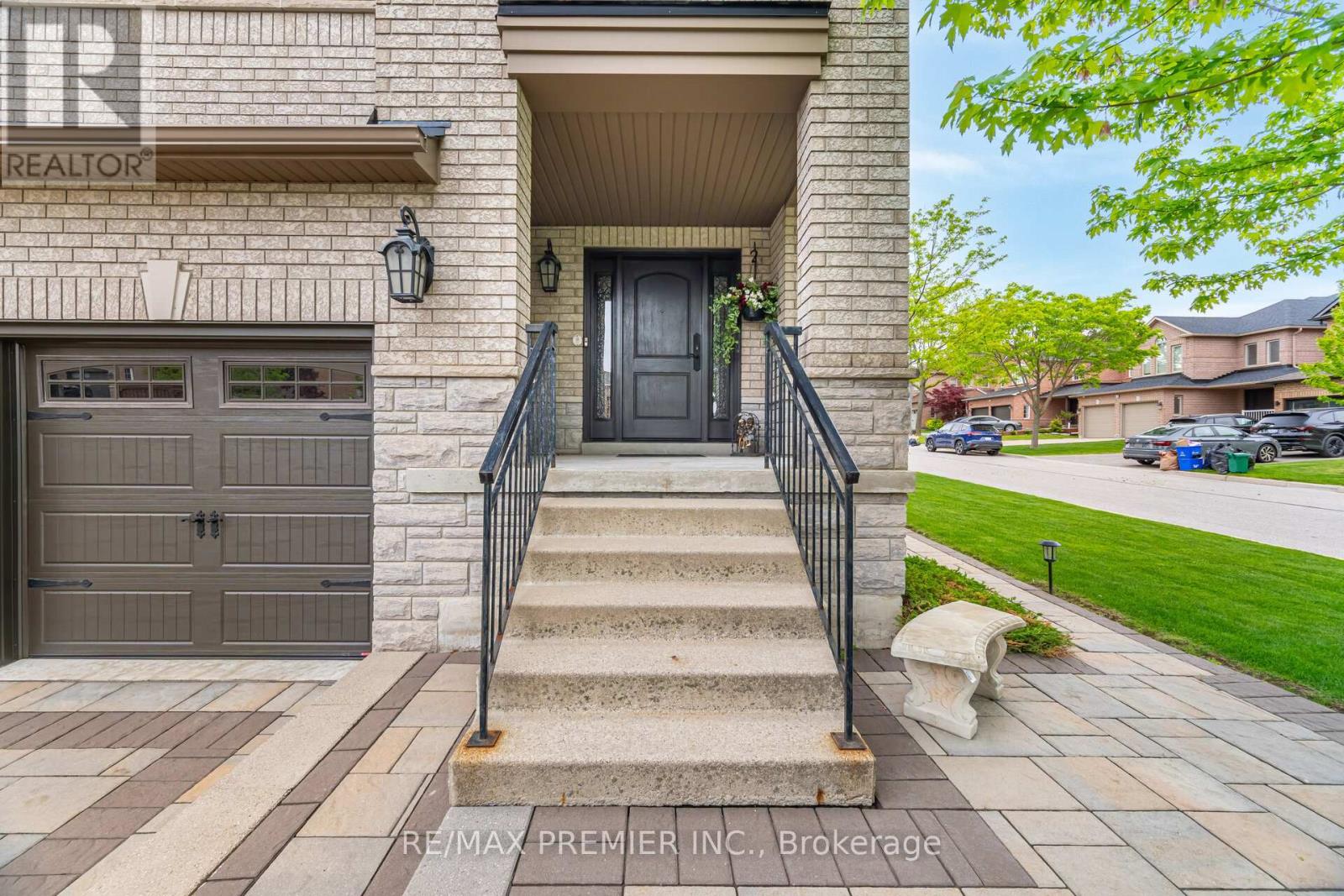 Property at 1 CROWN CRESCENT image 5