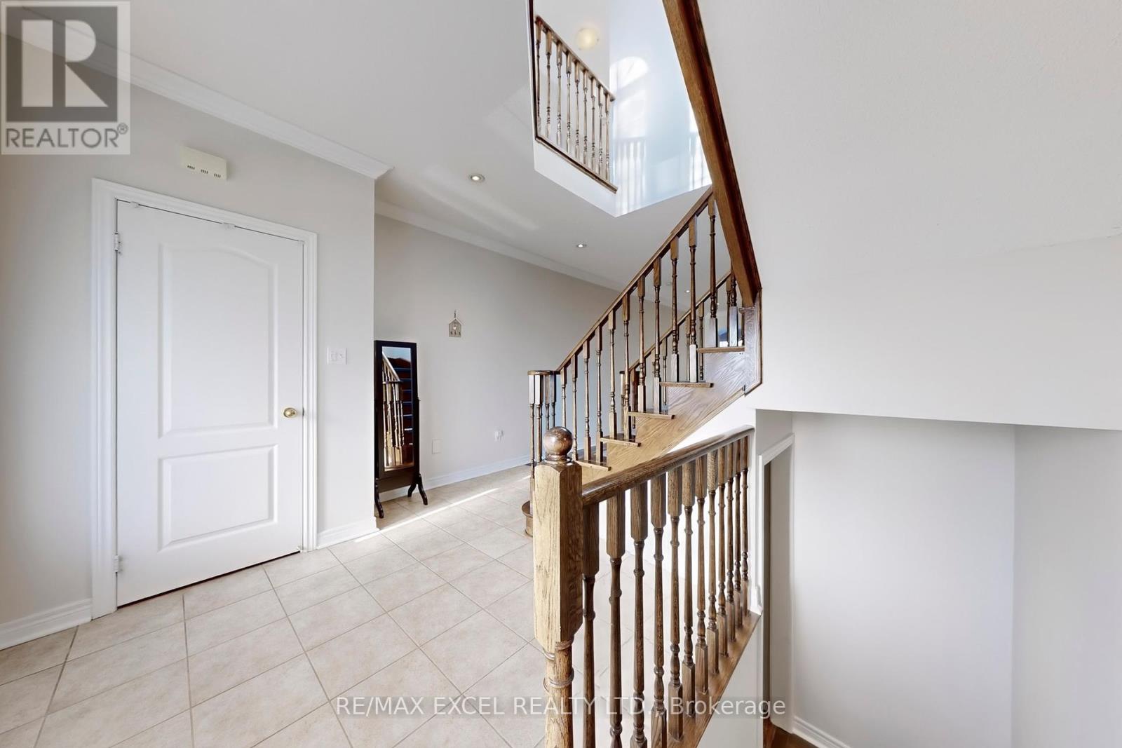 94 Waite Crescent, Whitchurch-Stouffville, Ontario  L4A 0B8 - Photo 39 - N12166406