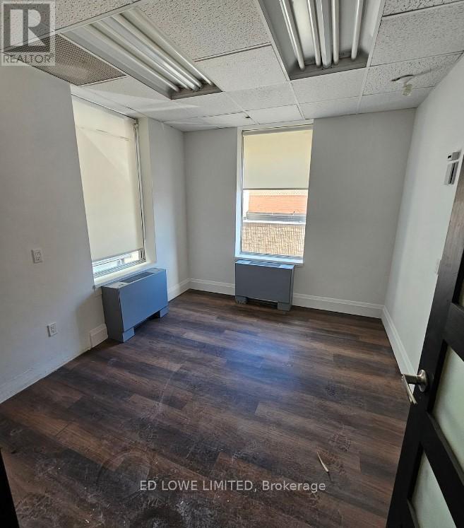 202 - 89 Dunlop Street E, Barrie (City Centre), Ontario  L4M 1A7 - Photo 4 - S12166370
