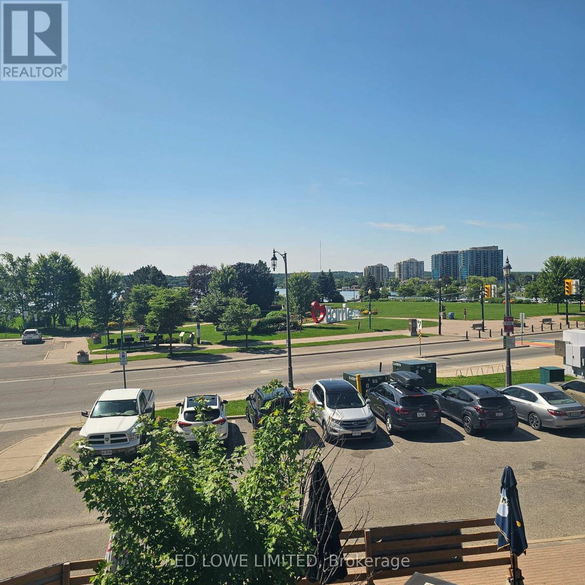 202 - 89 Dunlop Street E, Barrie (City Centre), Ontario  L4M 1A7 - Photo 7 - S12166370