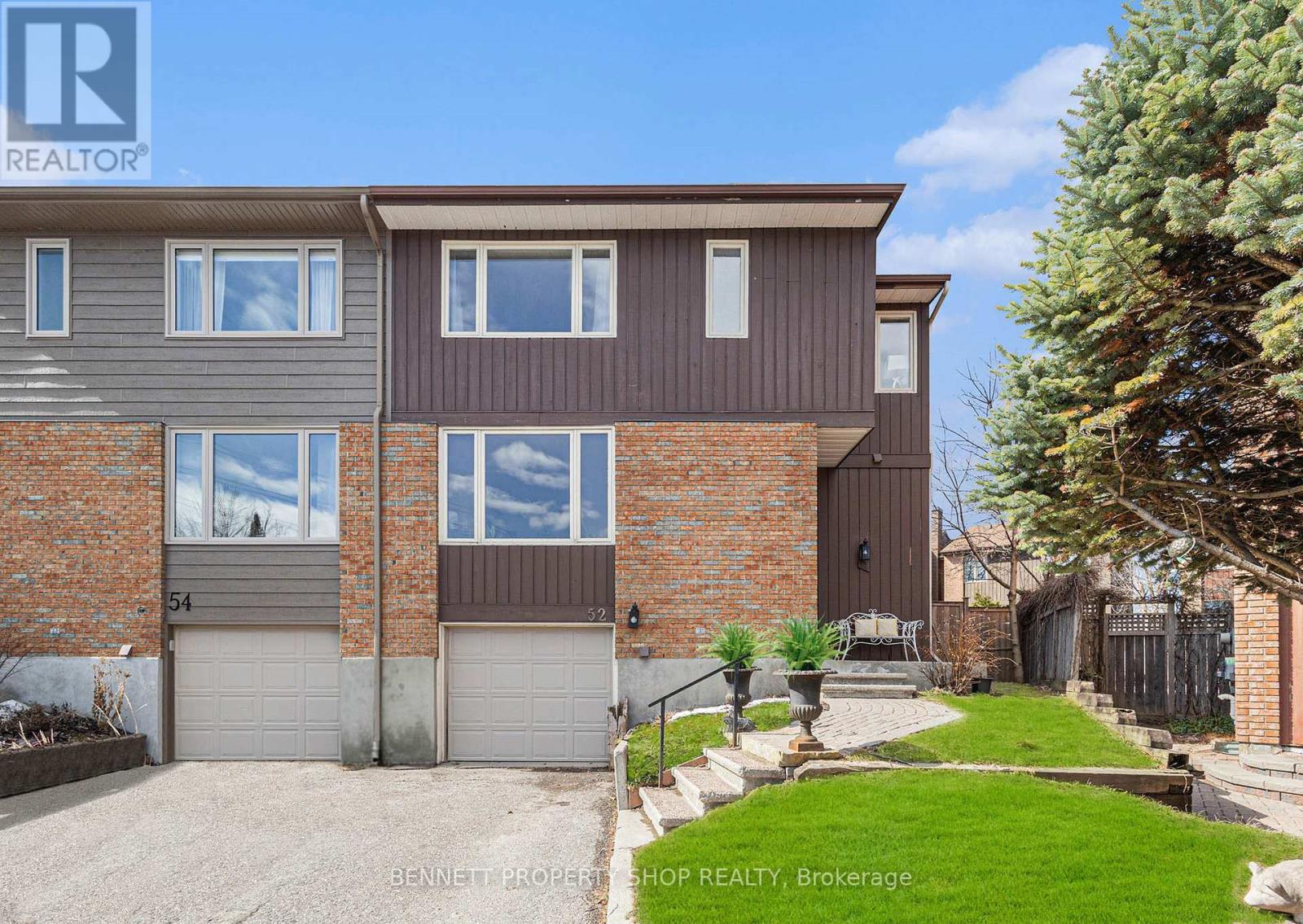 52 SANDHURST COURT, Ottawa, Ontario