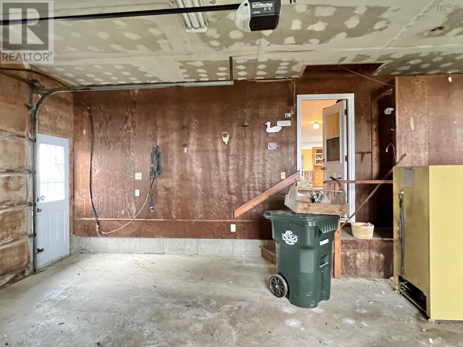 355 Pleasant Street, Yarmouth, Nova Scotia  B5A 2K9 - Photo 20 - 202511929