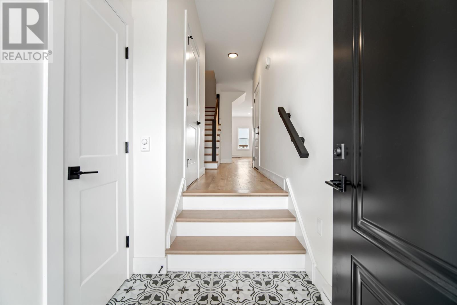Property at 523 Cowie Hill Road image 2