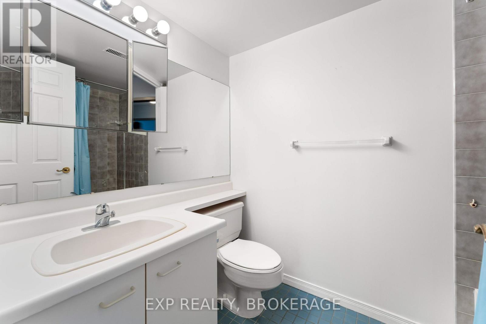 401 - 257 Bath Road, Kingston, Ontario  K7M 7T3 - Photo 24 - X12166449