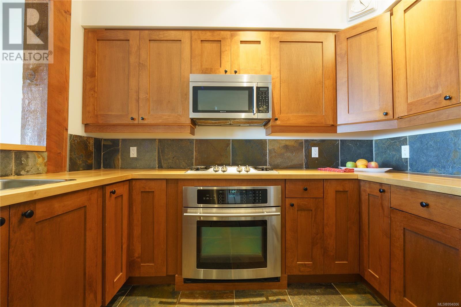 104 545 Marine Dr, Ucluelet, British Columbia  V0R 3A0 - Photo 8 - 994006