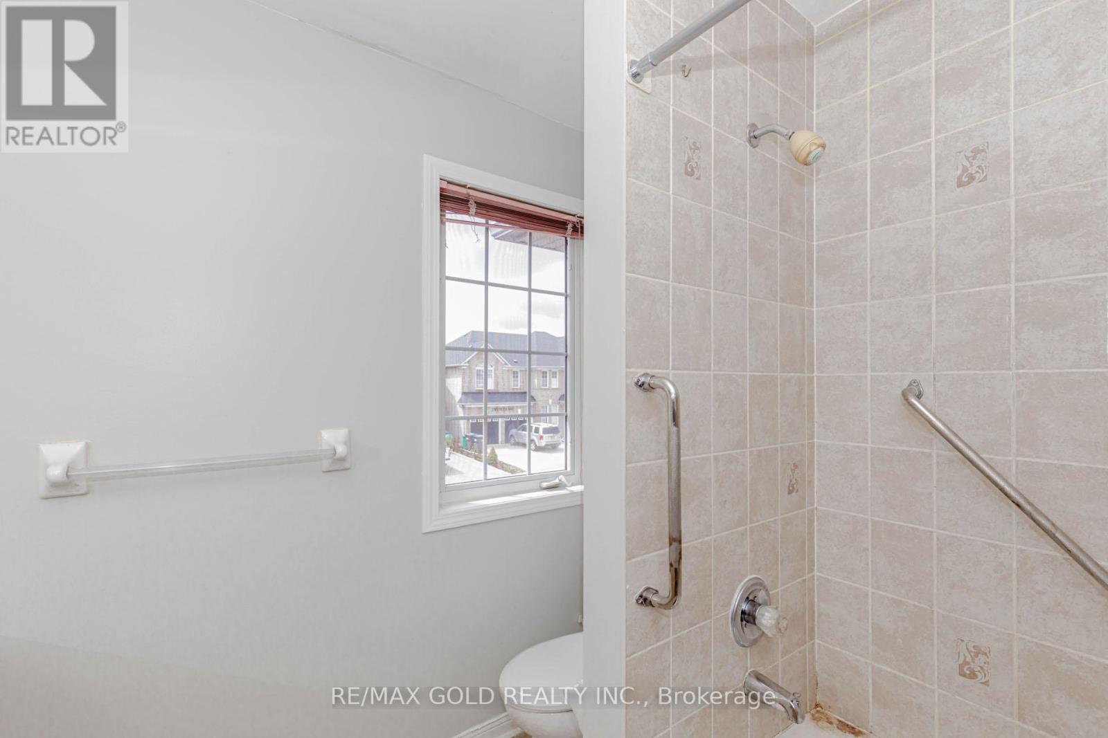 6 Wonder Way, Brampton, Ontario  L6P 1E9 - Photo 38 - W12150733
