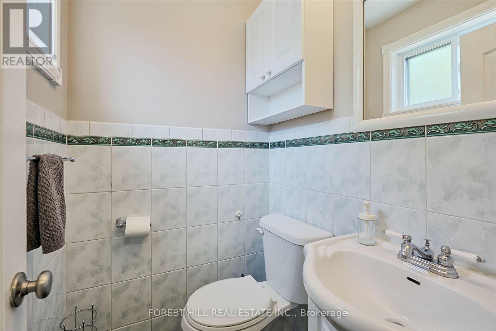 18 Kinnie Court, Toronto, Ontario  M3N 2R9 - Photo 15 - W12166321