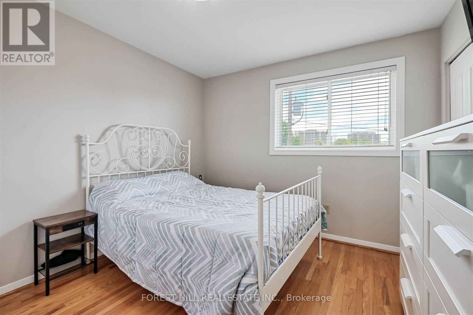 18 Kinnie Court, Toronto, Ontario  M3N 2R9 - Photo 20 - W12166321