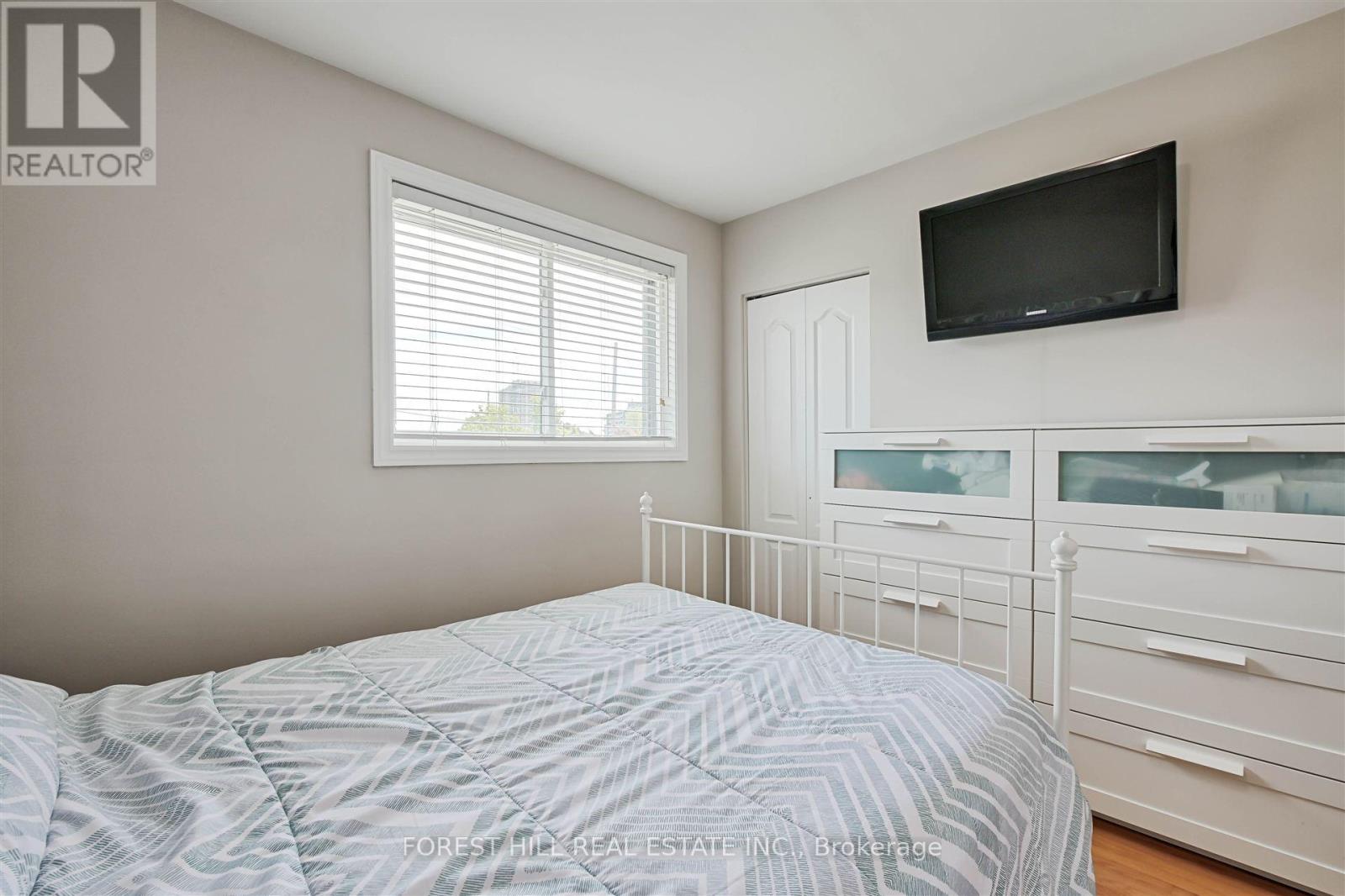 18 Kinnie Court, Toronto, Ontario  M3N 2R9 - Photo 22 - W12166321