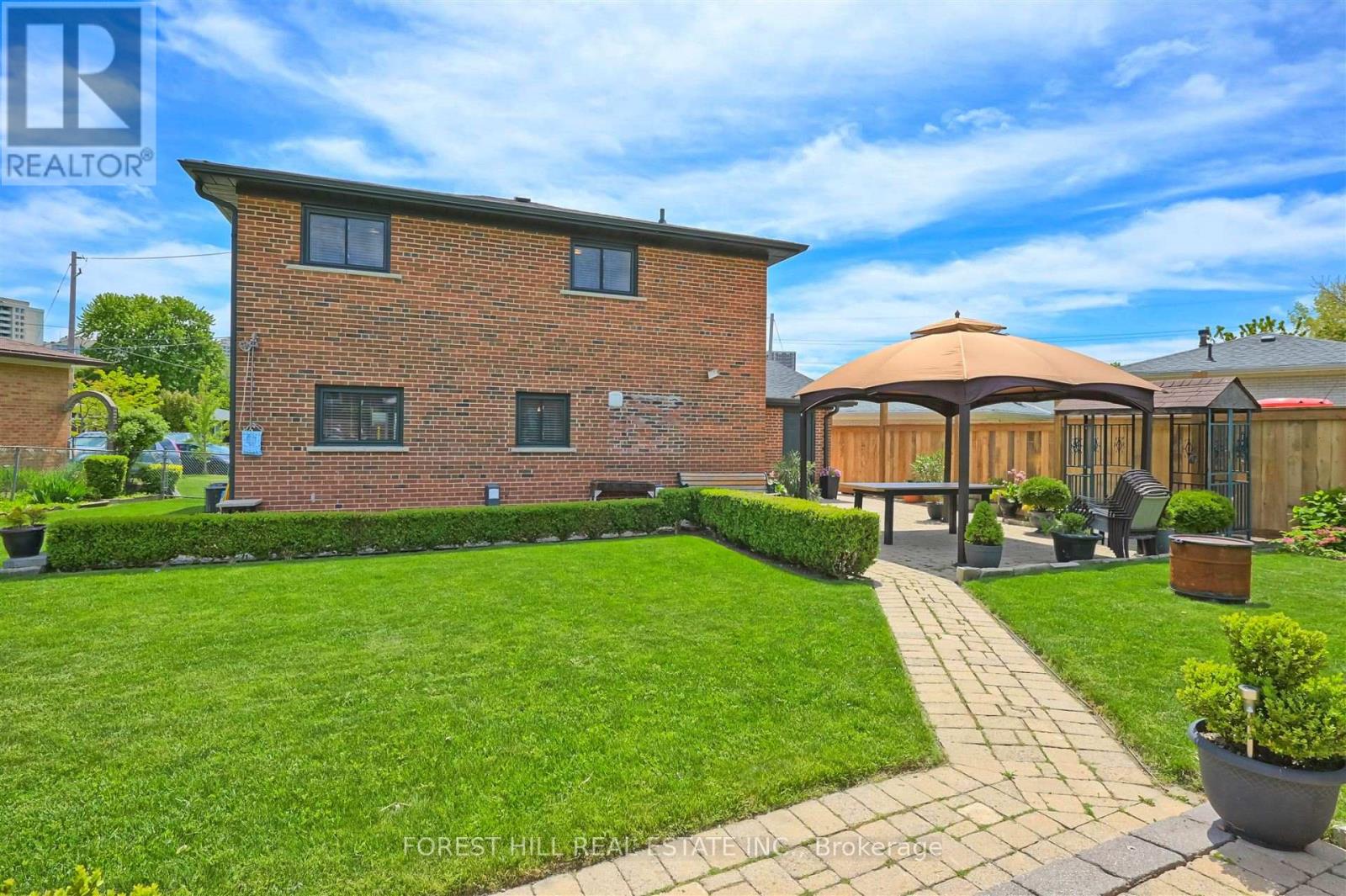 18 Kinnie Court, Toronto, Ontario  M3N 2R9 - Photo 35 - W12166321