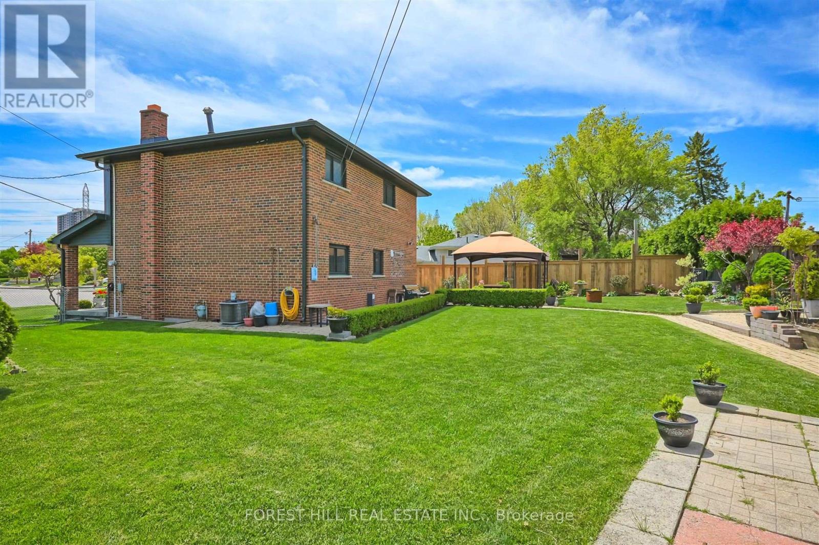 18 Kinnie Court, Toronto, Ontario  M3N 2R9 - Photo 36 - W12166321