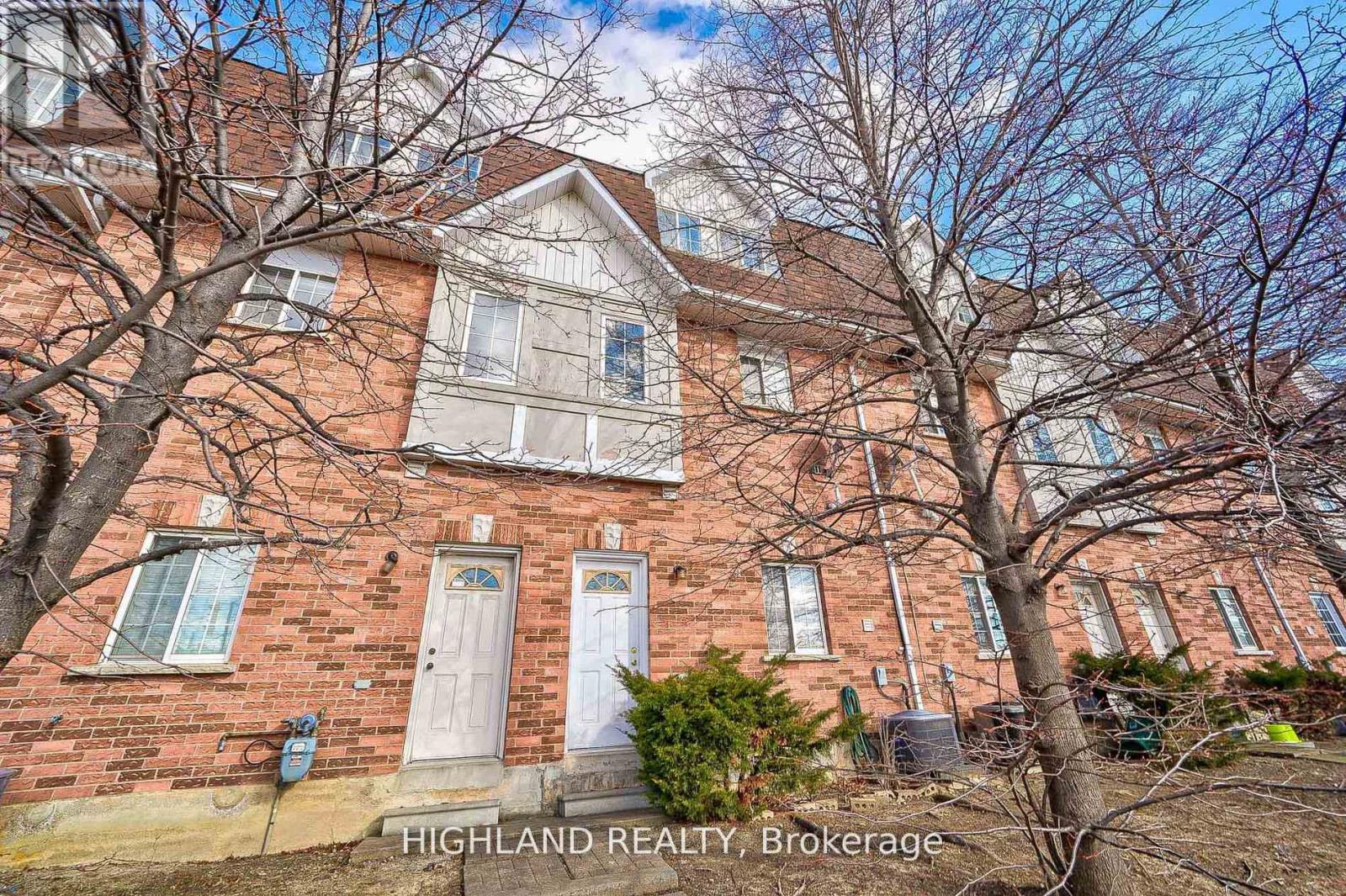 3 - 4950 Rathkeale Road, Mississauga (East Credit), Ontario  L5V 2L8 - Photo 2 - W12166327