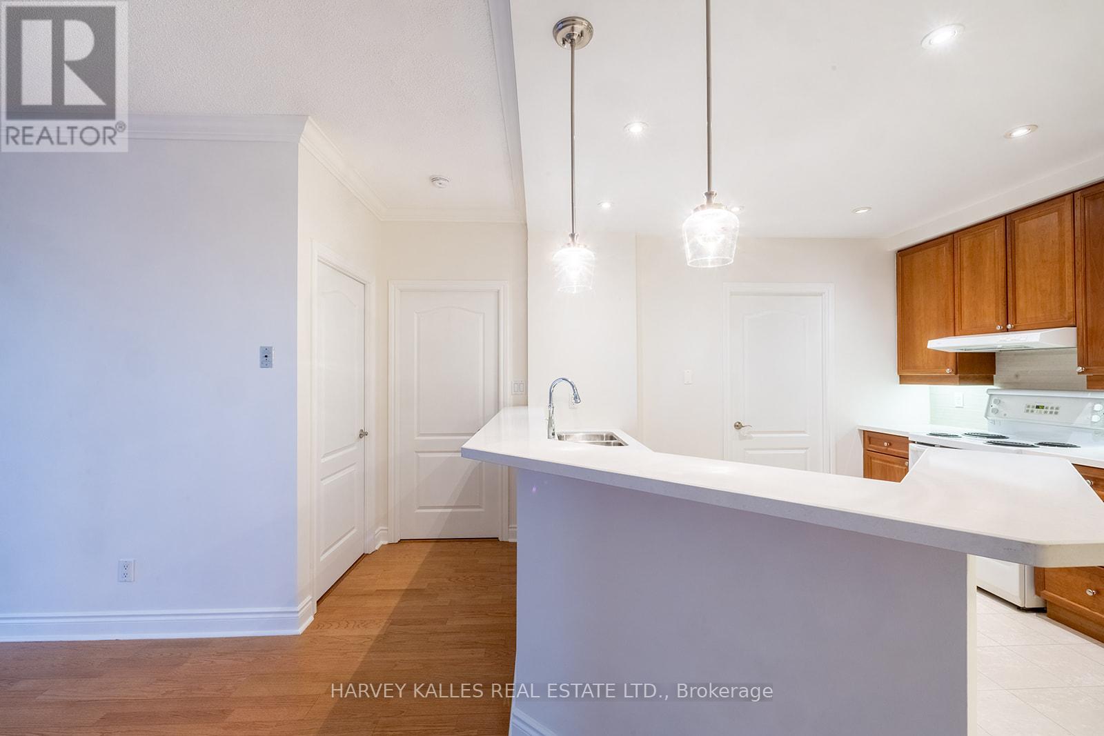 412 - 2 Aberfoyle Crescent, Toronto, Ontario  M8X 2Z8 - Photo 16 - W12166426