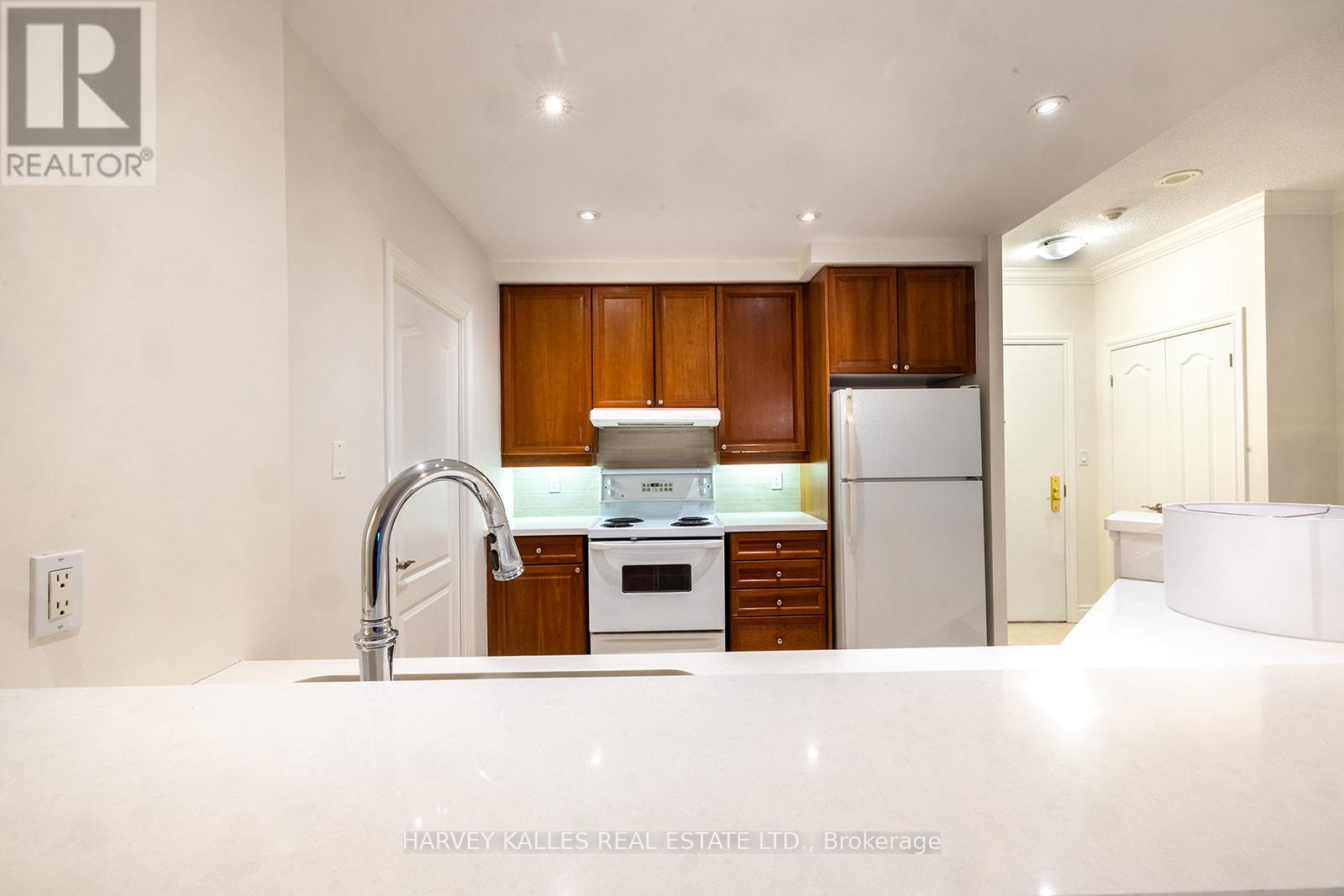 412 - 2 Aberfoyle Crescent, Toronto, Ontario  M8X 2Z8 - Photo 17 - W12166426