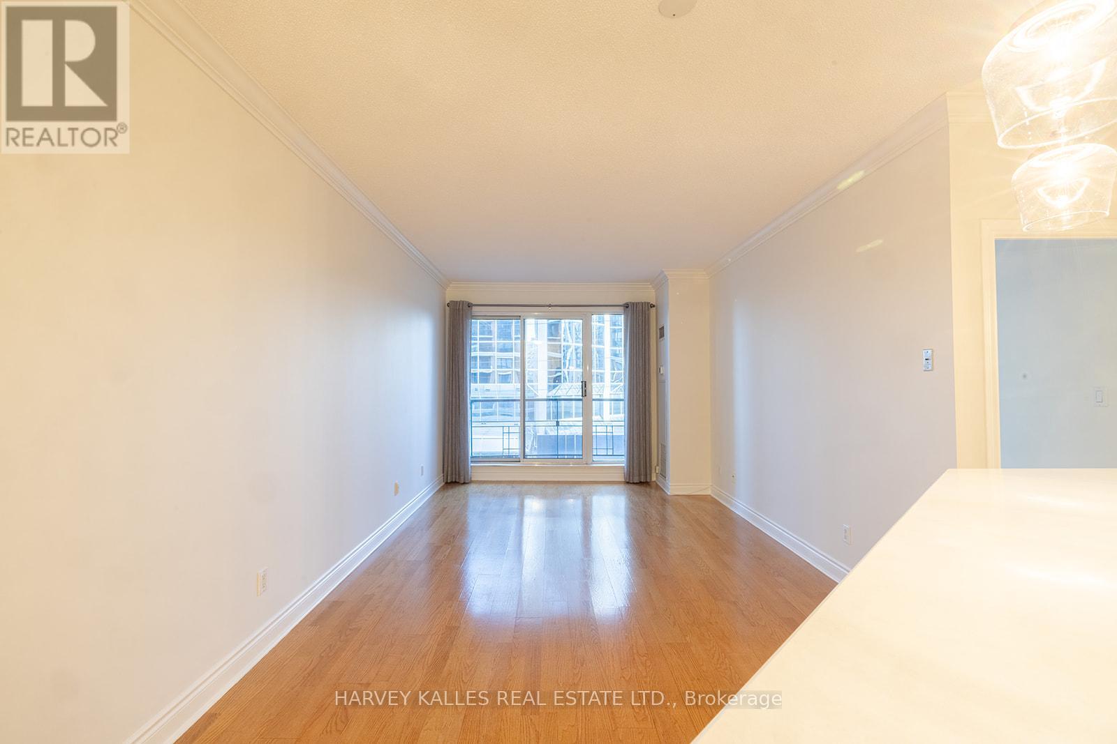 412 - 2 Aberfoyle Crescent, Toronto, Ontario  M8X 2Z8 - Photo 5 - W12166426