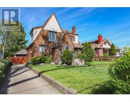 5953 CARLTON AVENUE, Niagara Falls, Ontario