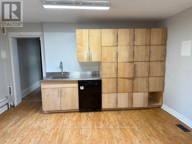 10 Chapel Street, Cobourg, Ontario  K9A 1H9 - Photo 14 - X12165108