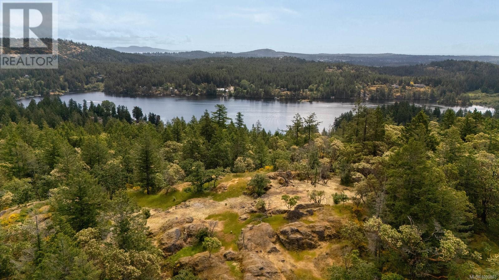 140 Petworth Dr, Saanich, British Columbia