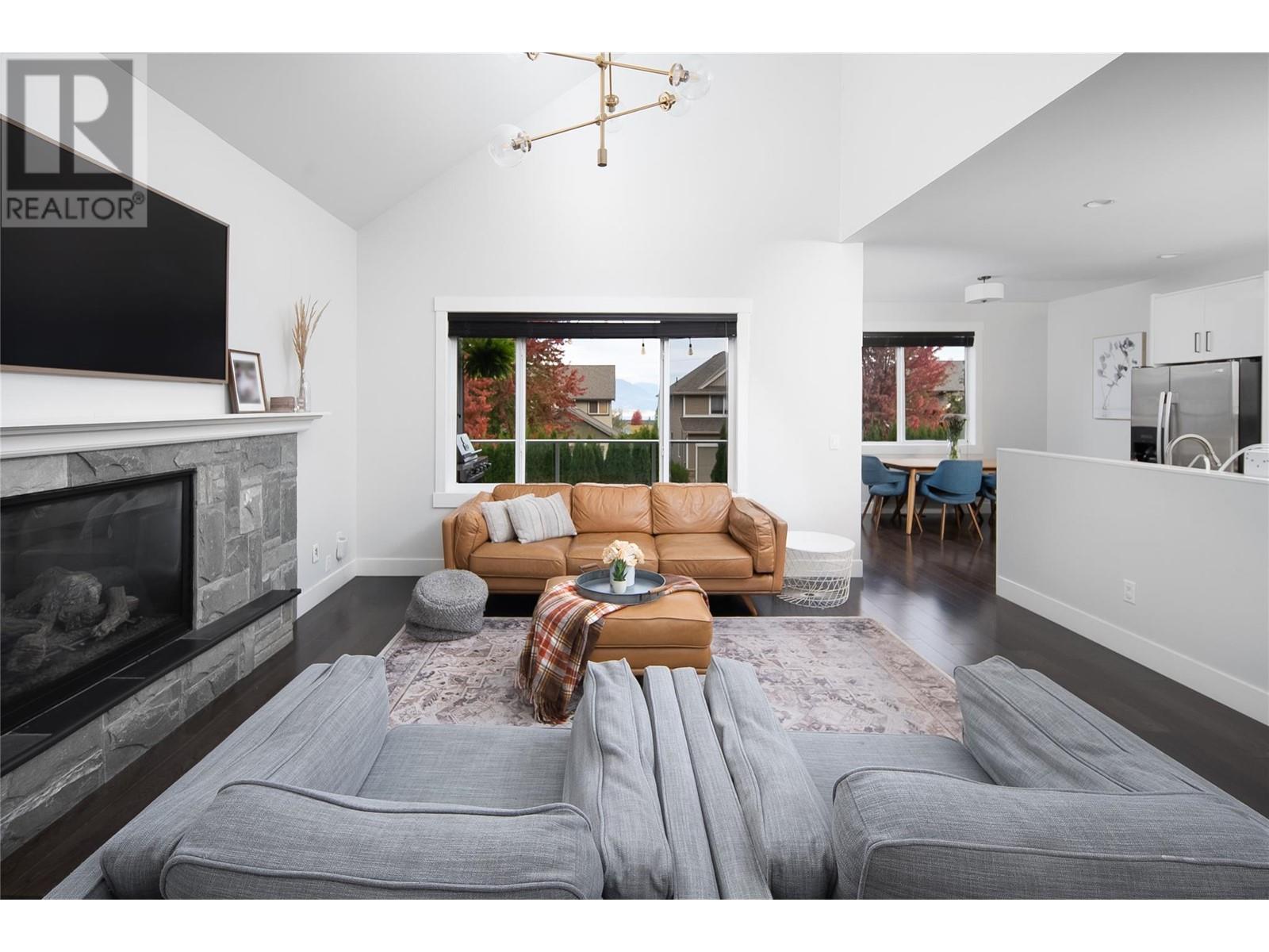5084 Seon Crescent, Kelowna, British Columbia  V1W 5G8 - Photo 5 - 10348968