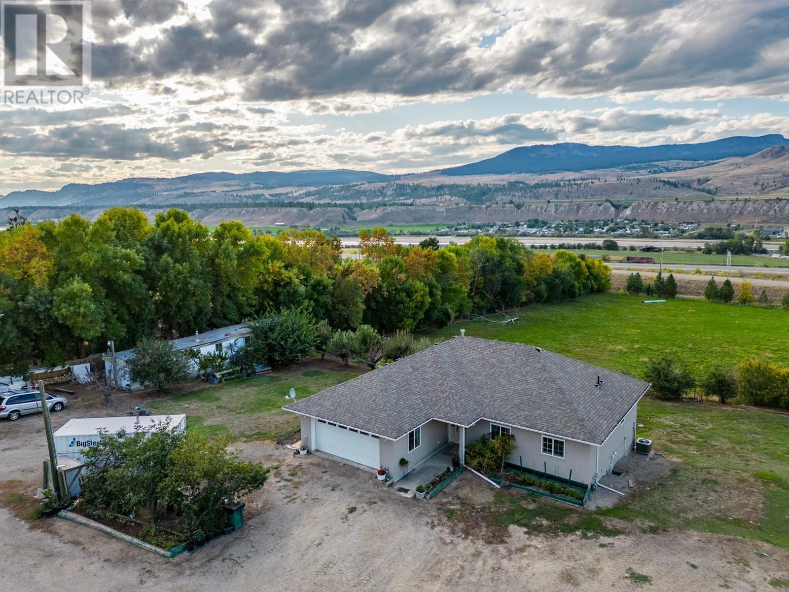 1585 LANCE Road, Pritchard, BC V0E2P0