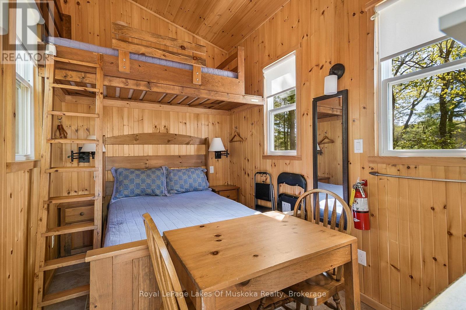 71 Earls Road, The Archipelago (Archipelago South), Ontario  P0C 1H0 - Photo 11 - X12166454