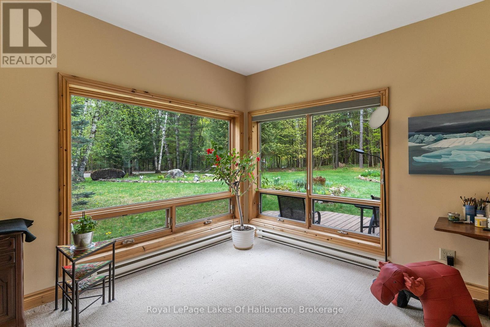 1111 Elk Drive, Dysart Et Al (Guilford), Ontario  K0M 1S0 - Photo 21 - X12166511