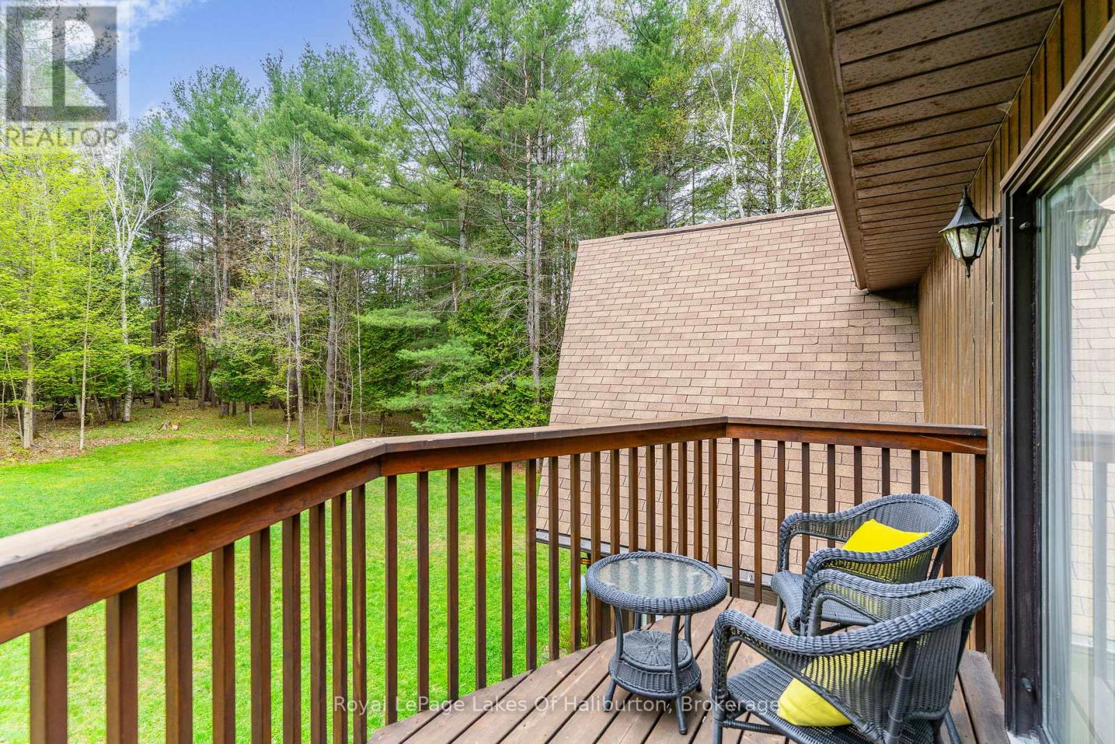 1111 Elk Drive, Dysart Et Al (Guilford), Ontario  K0M 1S0 - Photo 25 - X12166511