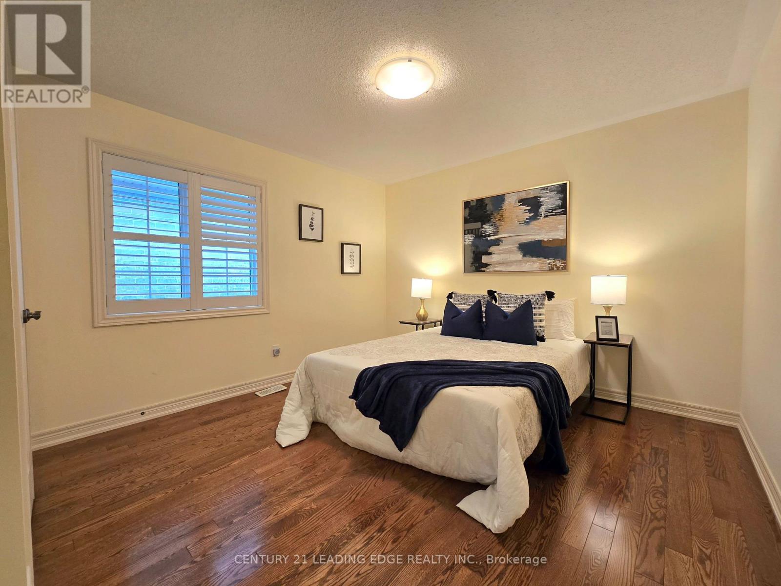 6 Castleglen Boulevard, Markham, Ontario  L6C 0A8 - Photo 26 - N12163005