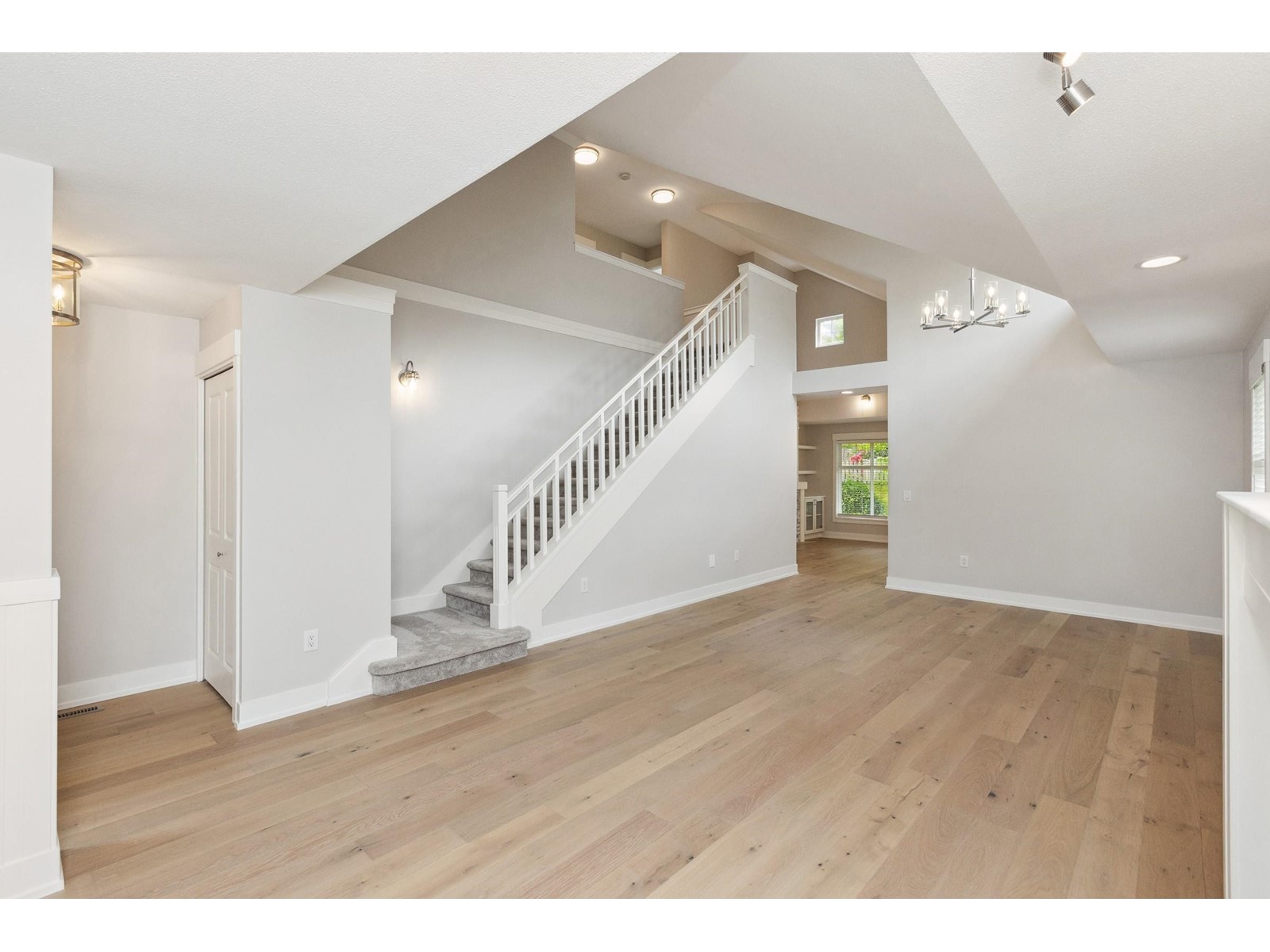 10 14877 33 Avenue, Surrey, British Columbia  V4P 3A3 - Photo 4 - R3004135