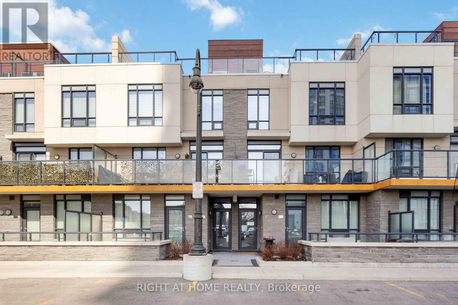 TH 8 - 1245 BAYLY STREET, pickering (bay ridges), Ontario