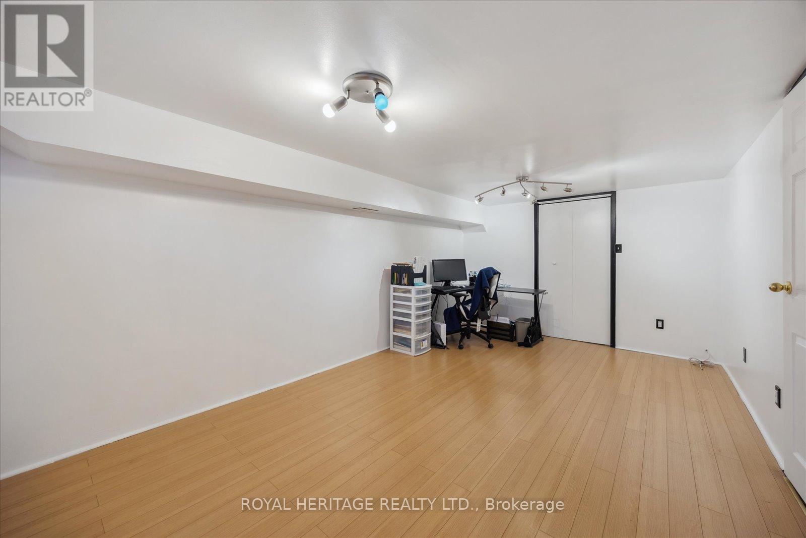 304 Rosedale Drive, Whitby, Ontario L1N 1Z3 - Photo 25 - E12166436