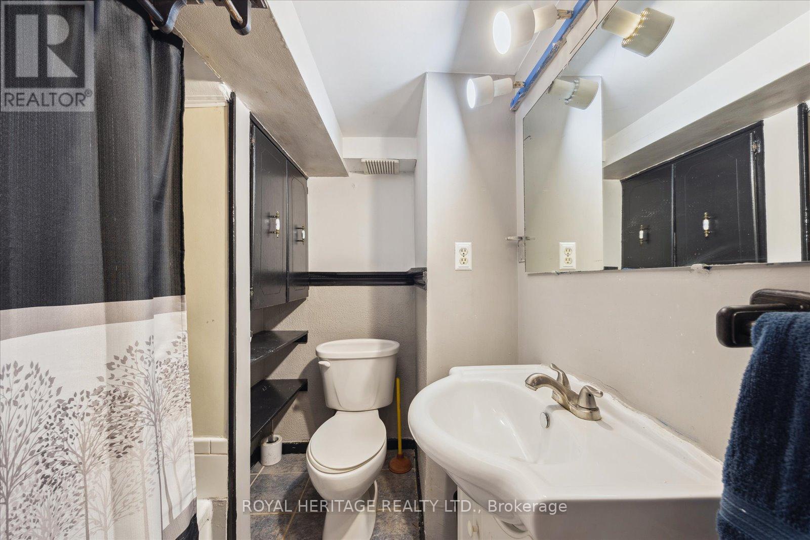 304 Rosedale Drive, Whitby (Downtown Whitby), Ontario  L1N 1Z3 - Photo 28 - E12166436