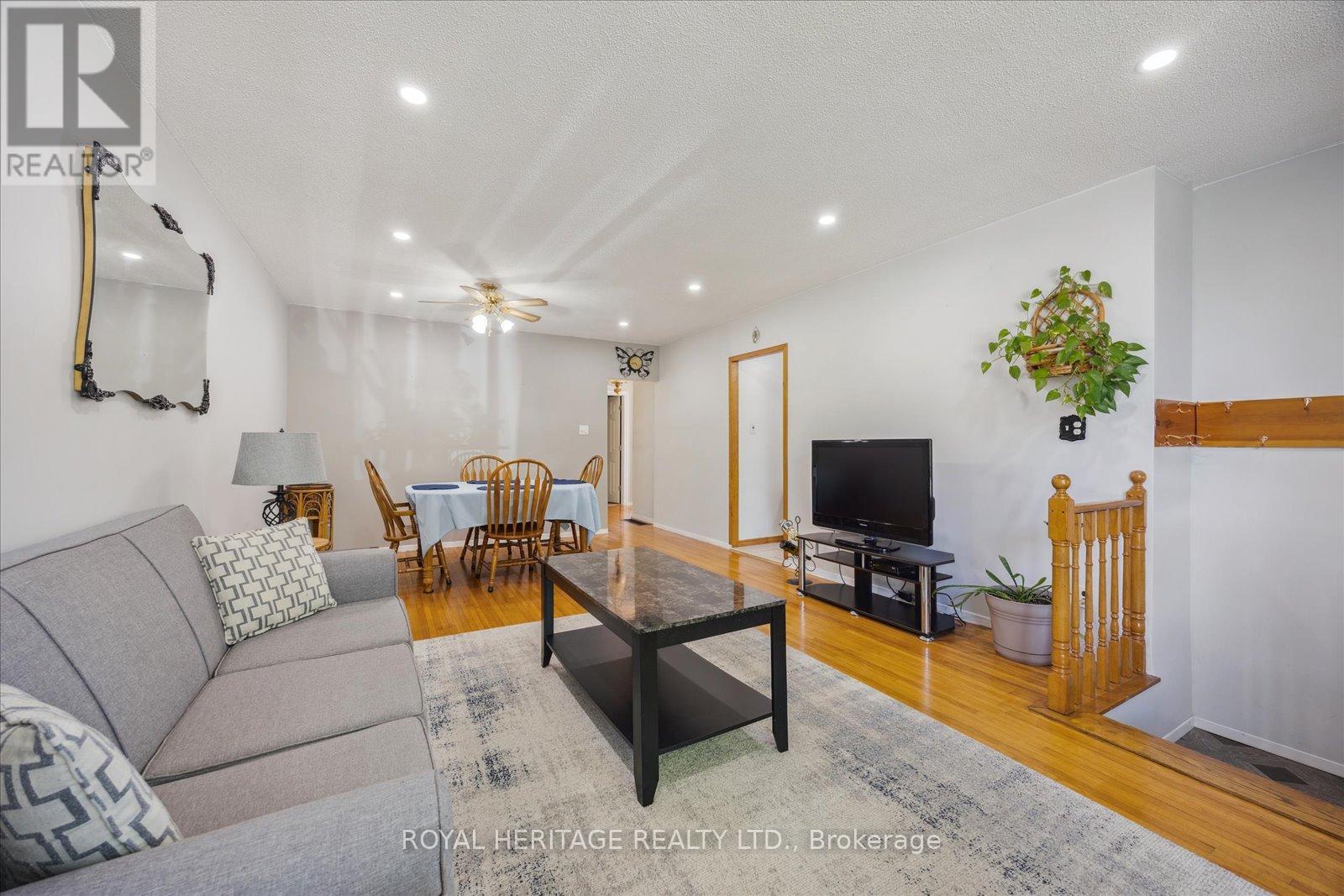 304 Rosedale Drive, Whitby, Ontario L1N 1Z3 - Photo 5 - E12166436