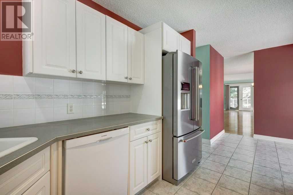127 Patina Court Sw, Calgary, Alberta  T3H 4K9 - Photo 11 - A2211176