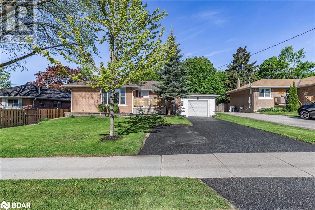 90 JOHNSON Street, Barrie, Ontario