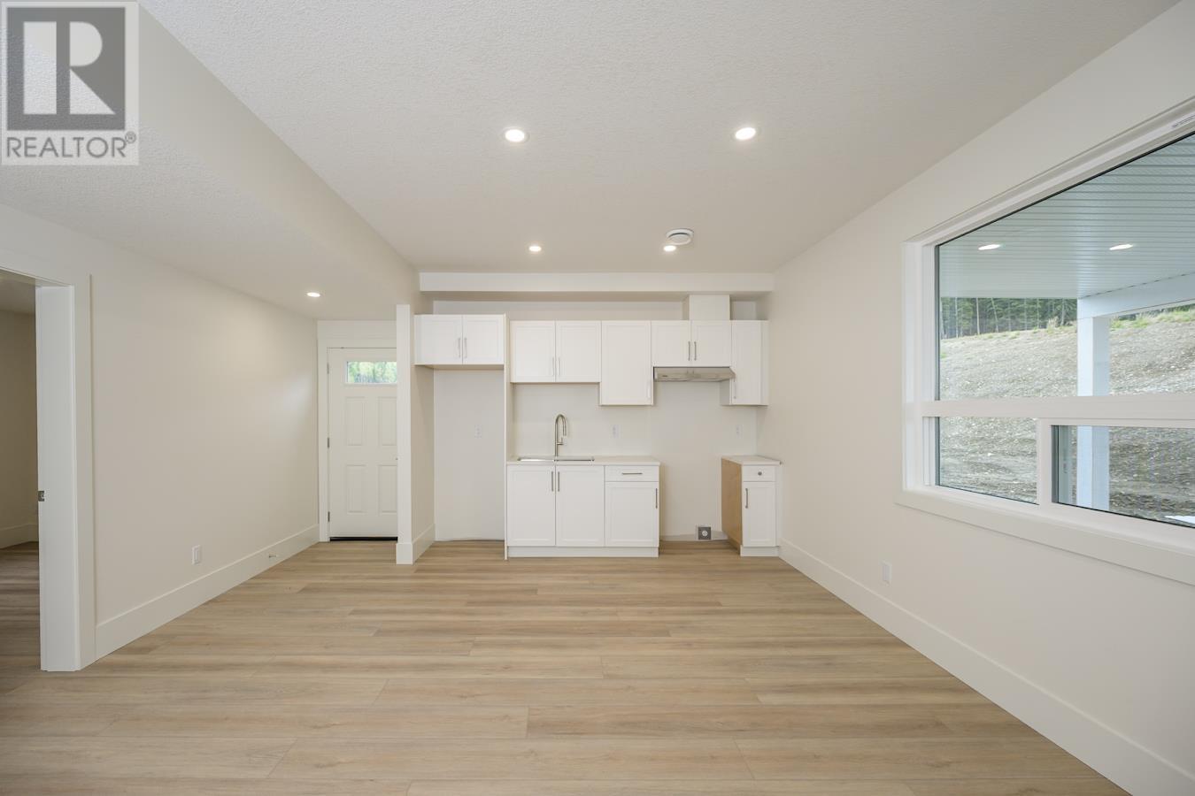 7943 Southridge Avenue, Prince George, British Columbia  V2N 6Z8 - Photo 14 - R3005901