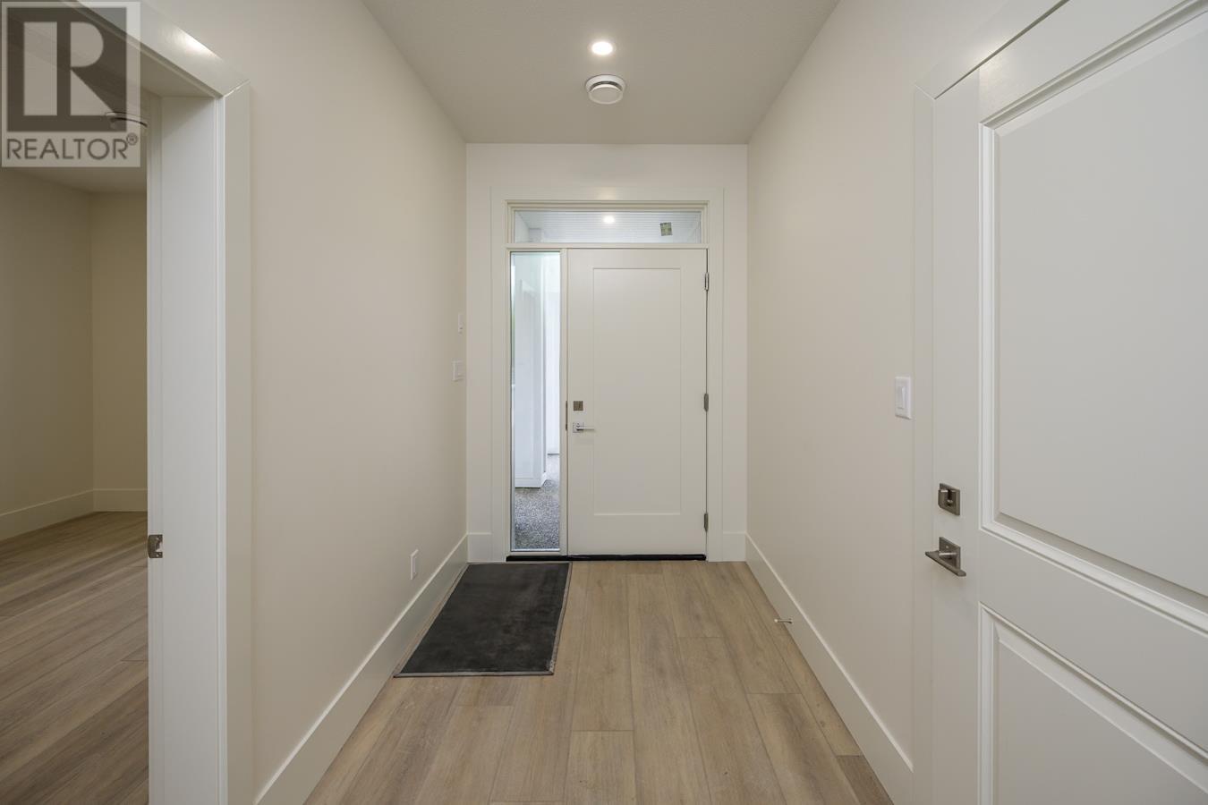 Property at 7943 SOUTHRIDGE AVENUE image 3