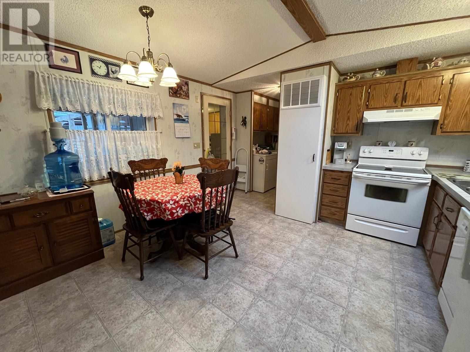 Property at 4505 McLean Creek Road Unit# C16 image 3