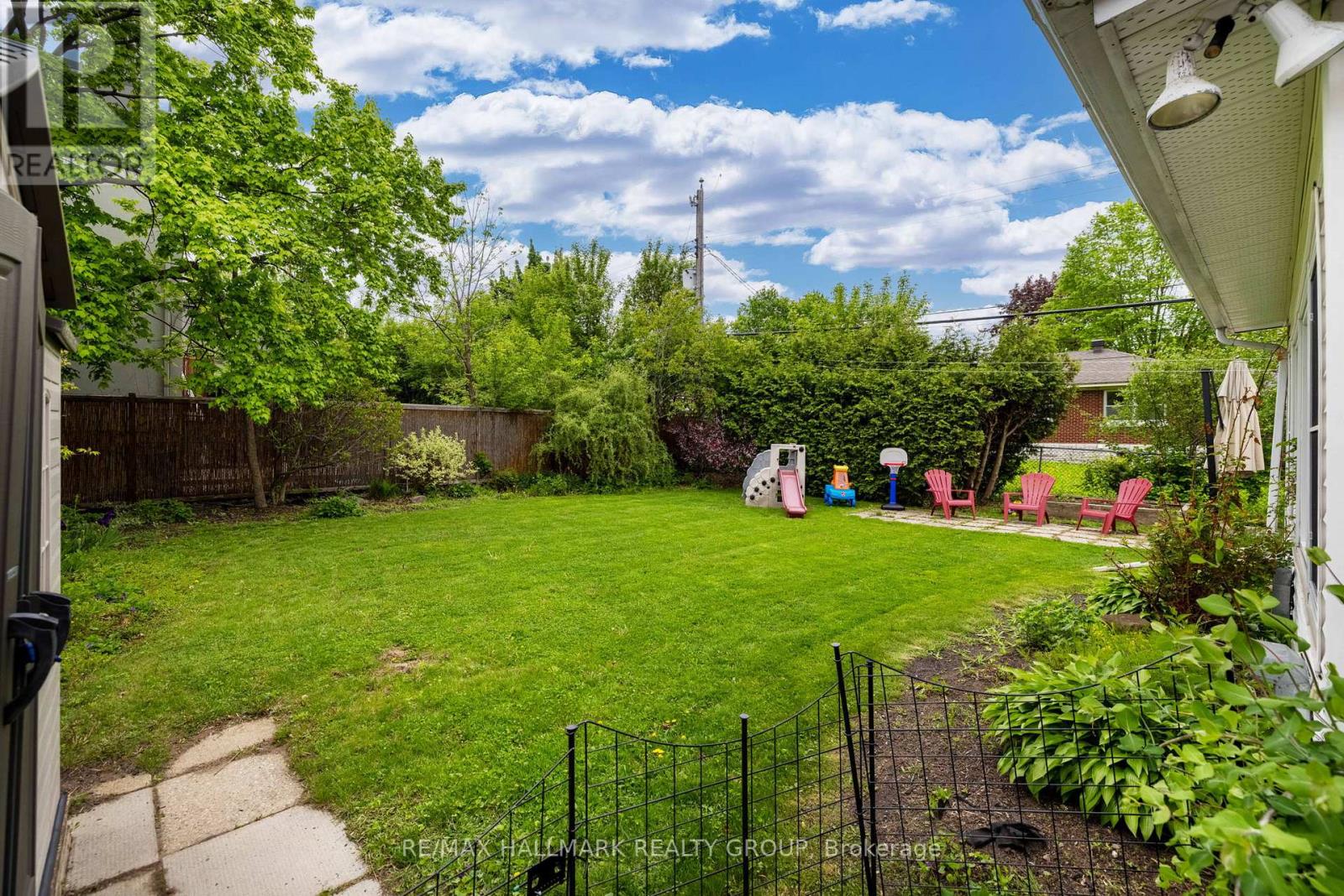 2209 Utah Street, Ottawa, Ontario  K1H 7W5 - Photo 34 - X12166519