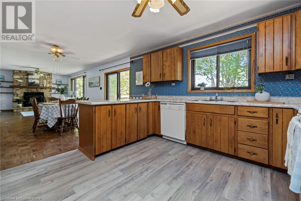 Property at 37 DOCKSIDE Drive image 4