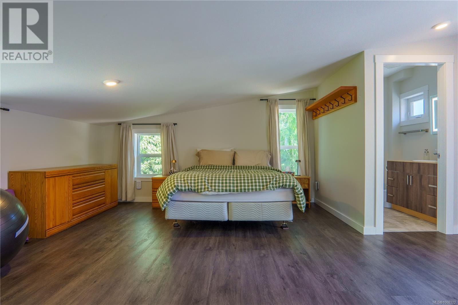 1145 Seventh Ave, Ucluelet, British Columbia  V0R 3A0 - Photo 21 - 1000322