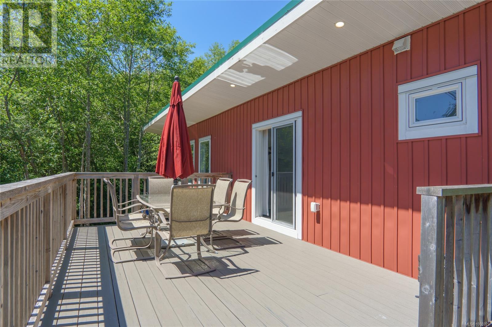 1145 Seventh Ave, Ucluelet, British Columbia  V0R 3A0 - Photo 25 - 1000322