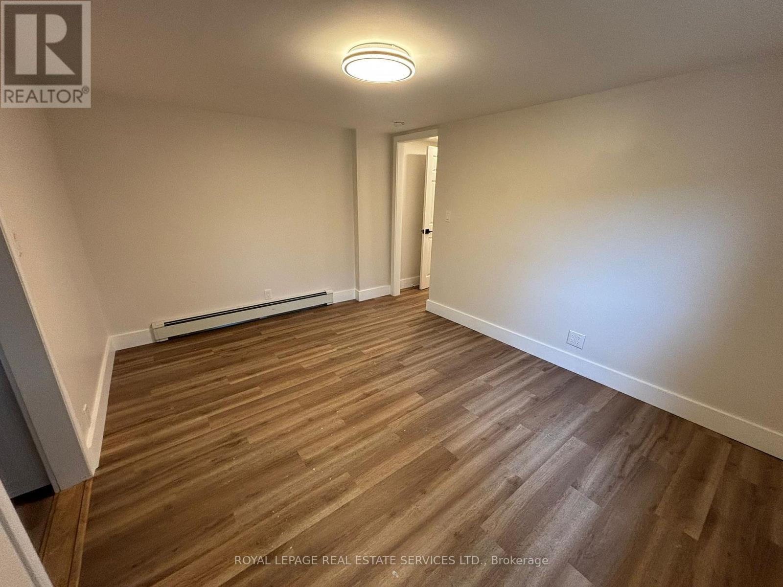 Bachelor - 92 Swords Road, Whitestone, Ontario  P0A 1G0 - Photo 4 - X12057646