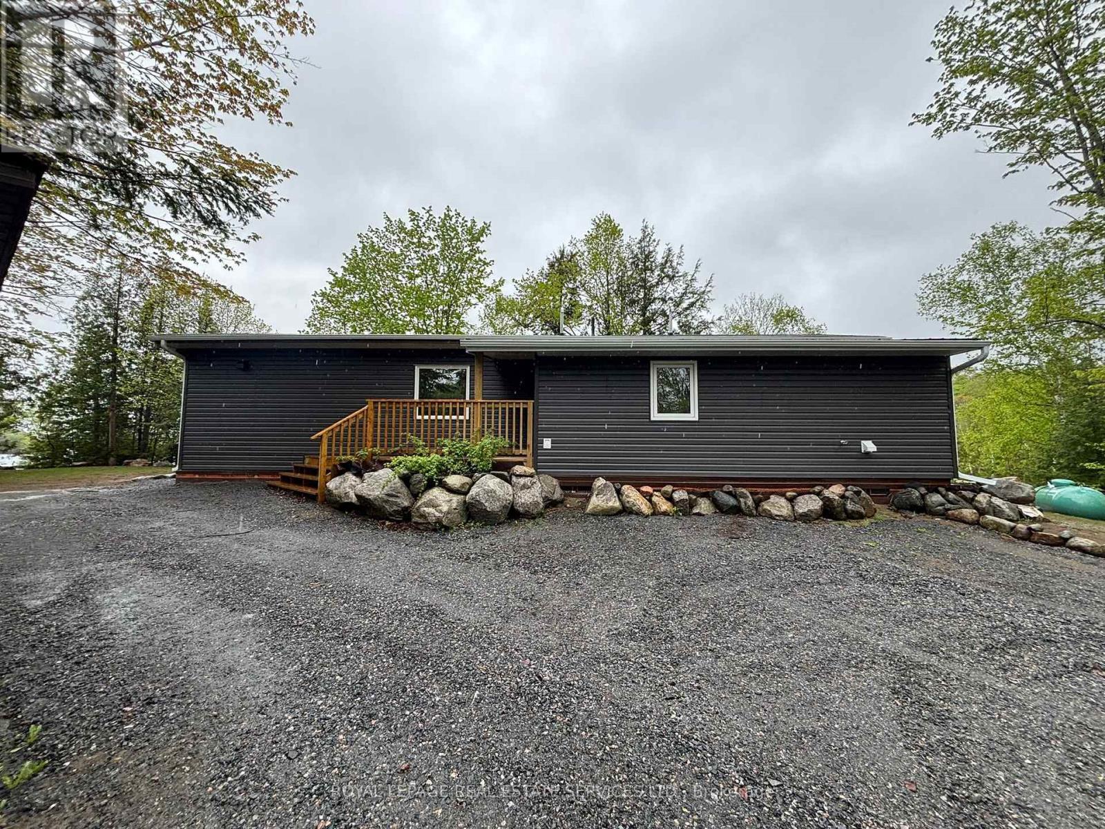 BACHELOR - 92 SWORDS ROAD, Whitestone, Ontario